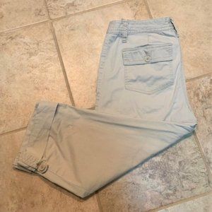 AXCESS Capris Khaki Size 6